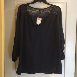 Women’s Plus dress shirt